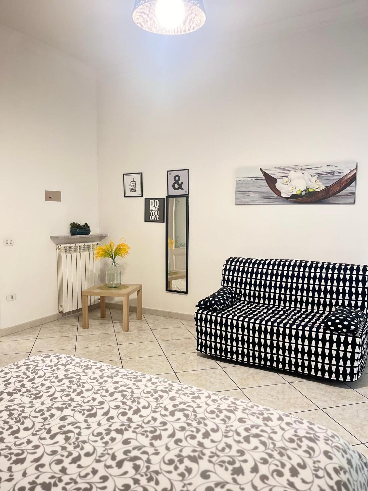 Bottiglieri'S Home Napels Buitenkant foto